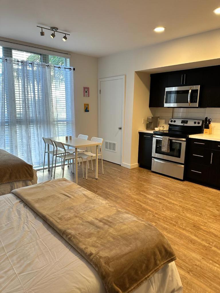 Studios Universal 10 Min Drive Free Parking And Wifi Los Angeles Eksteriør billede